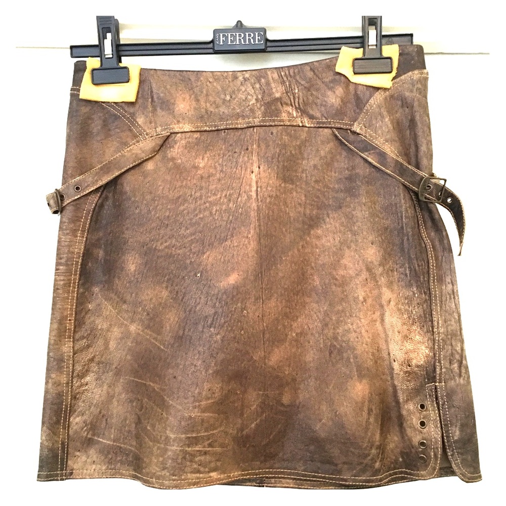 Ferre 100% leather skirt
